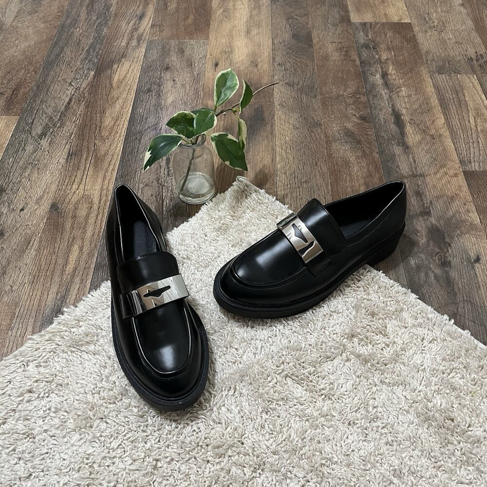 ASOS Size 8 Black Vintage-Inspired Faux Leather Macaroon Slip-On Chunky Loafers